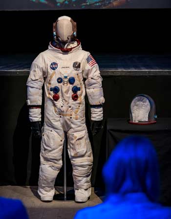 Dallas Campbell Presents the Apollo Spacesuit - 1 (thumbnail)