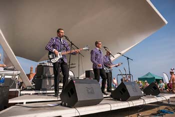 Sixties Retro on the DLWP Stage - 1 (thumbnail)