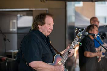 The Tremeloes on the Main Stage - 2 (thumbnail)